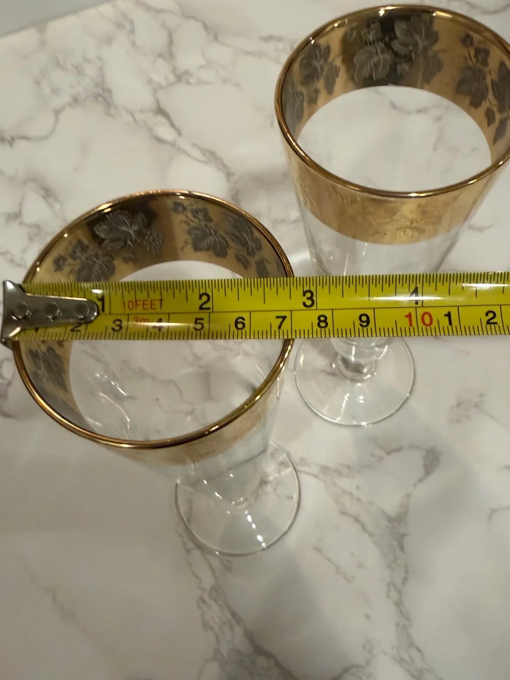 Vintage Gold Rim Etched Grapevine Pilsner Glasses Set of 2 Clear Beer Glasses 8.